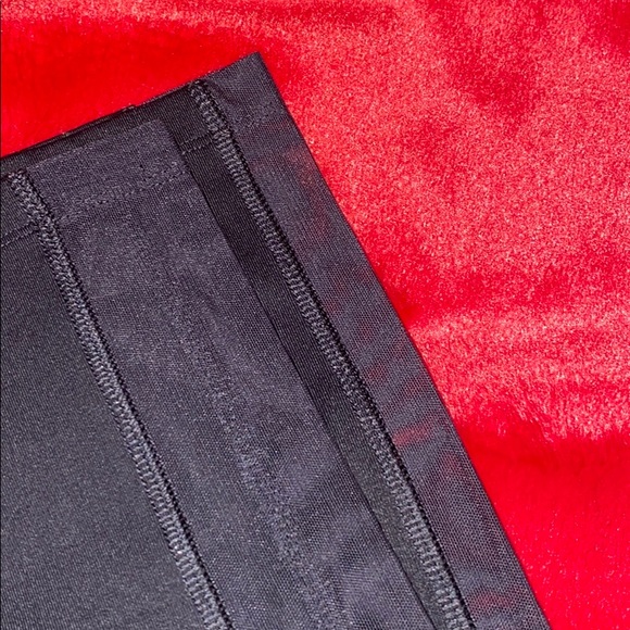 PINK Ultimate leggings! - Picture 3 of 4